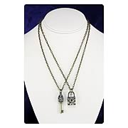 Twilight Breaking Dawn Part 2 Cullen Crest Necklace Set